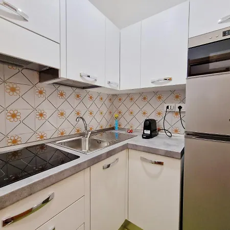 Nulauro * אלגהרו